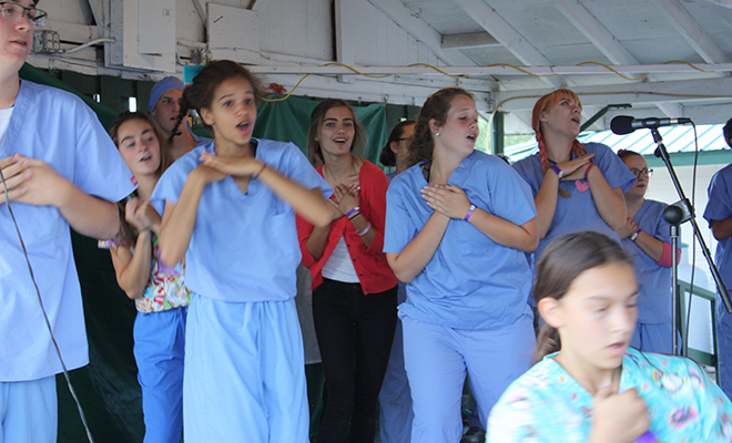 4-Hers perform on the Patio stage at the Carver County Fair